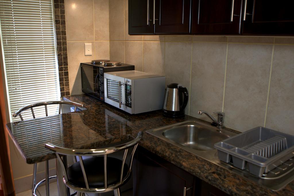 Goodey'S Guesthouse Pretoria-Noord Εξωτερικό φωτογραφία